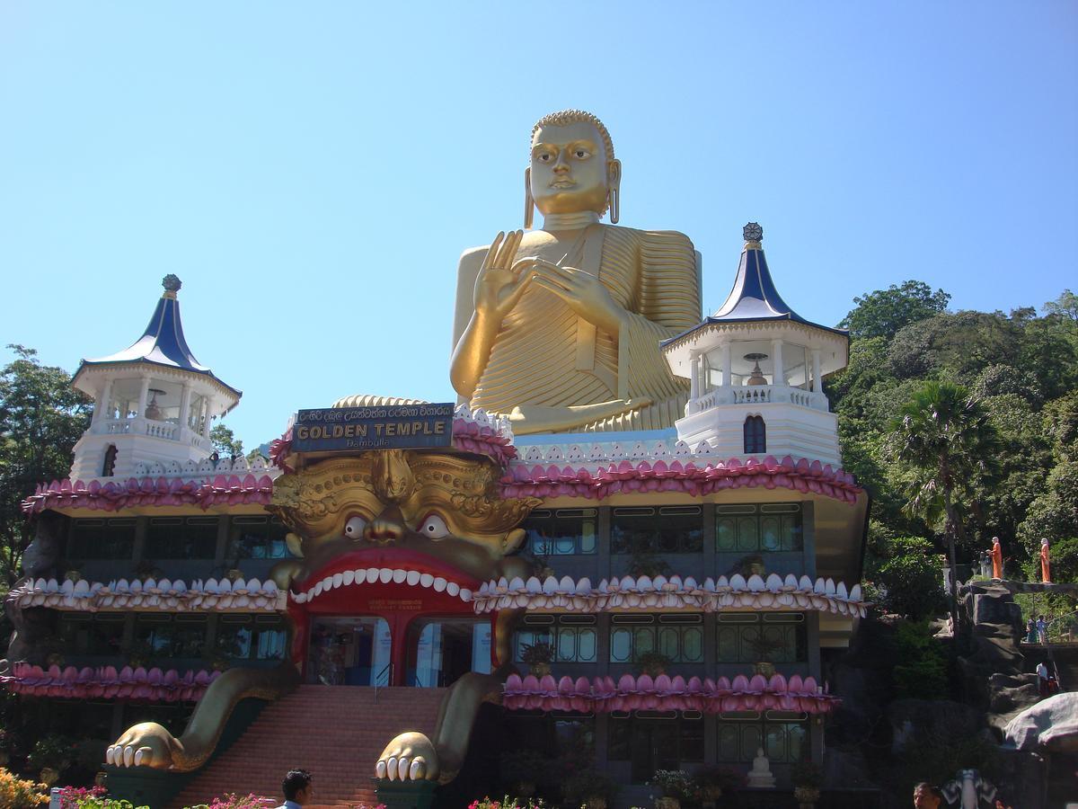 Hotel Golden Ray Dambulla Exterior foto