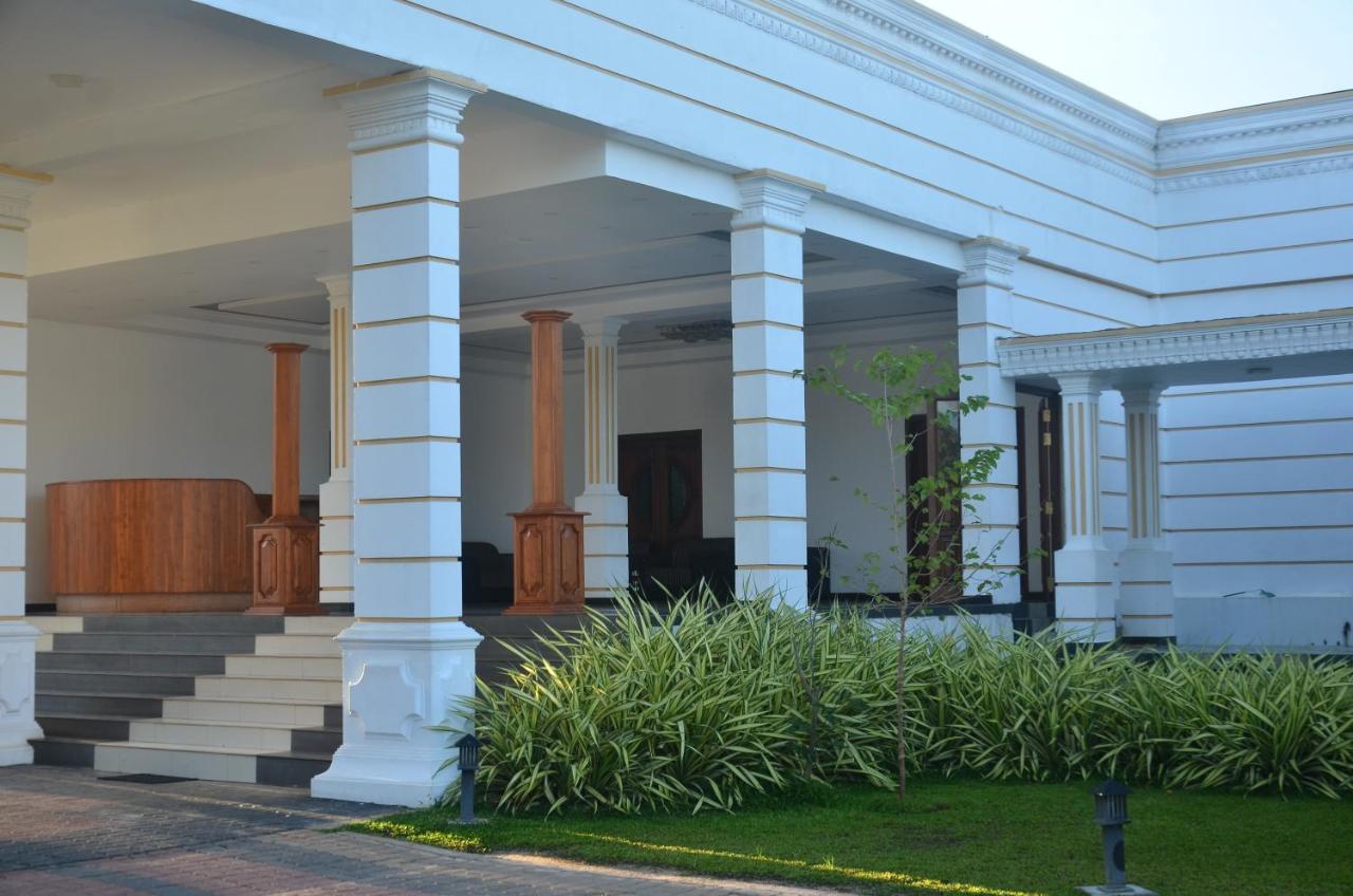 Hotel Golden Ray Dambulla Exterior foto